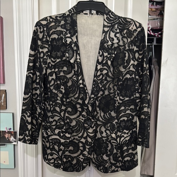 Faith and Joy Jackets & Blazers - Black Lace Blazer with Notched Lapel and Full-Length Sleeves